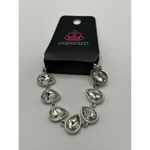 NWT Paparazzi Silver Tone Tear Drop Rhinestone Bracelet